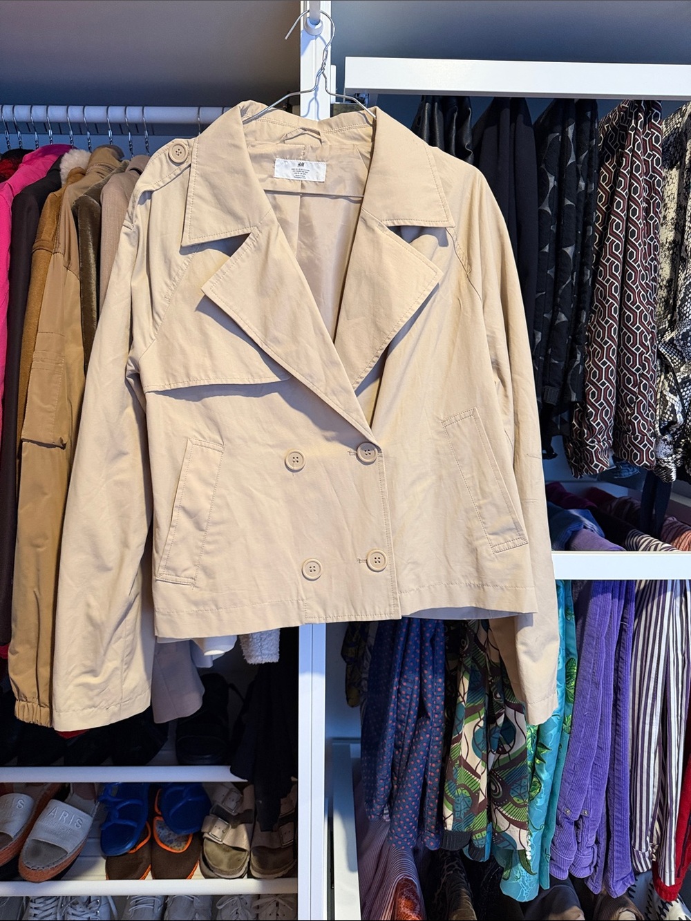 H&M Cropped Double-Breasted Beige Trench Coat